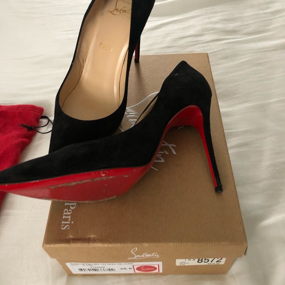 Shoes - Picture 2 of 6